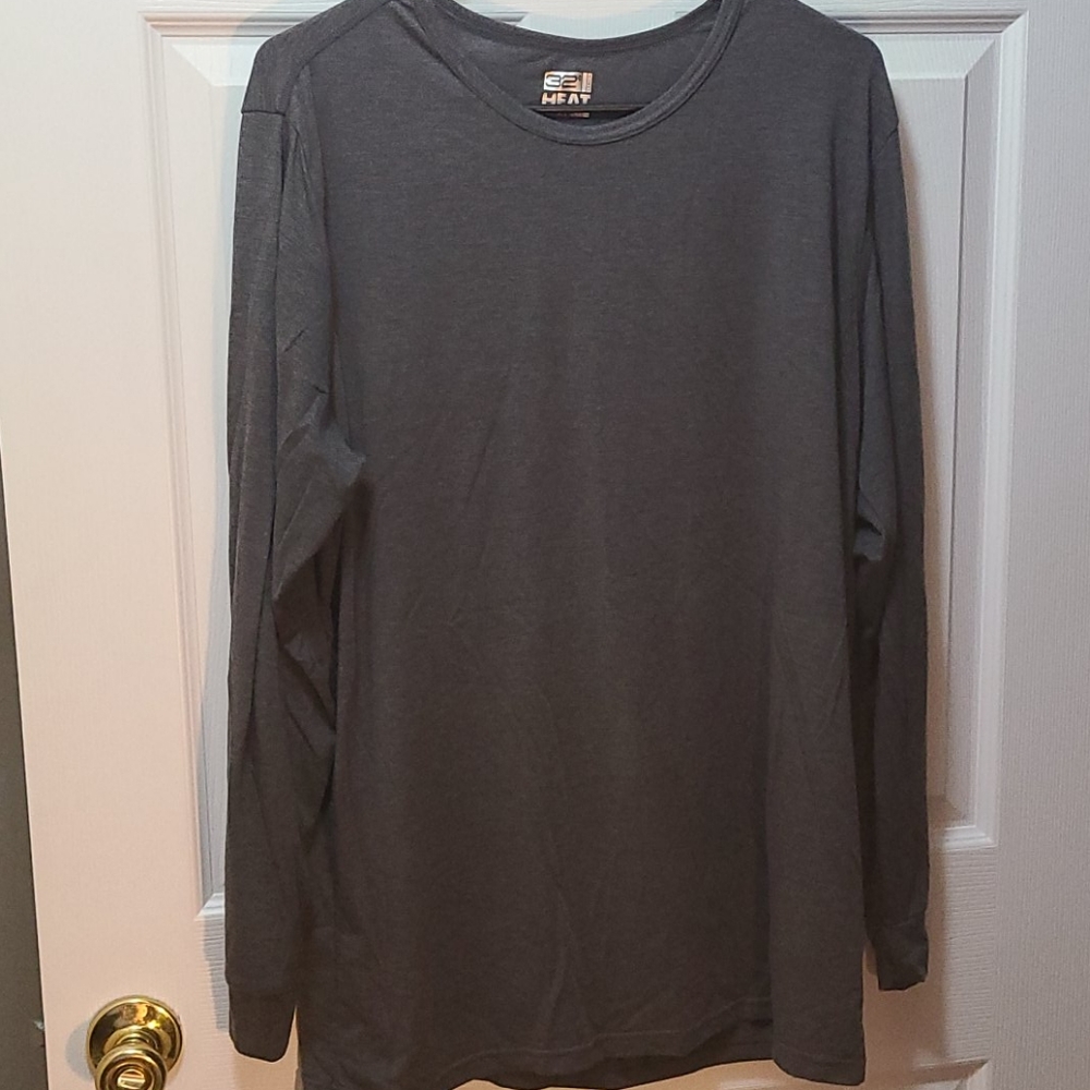 2 men's XL 32 degree heat long sleeve shirts